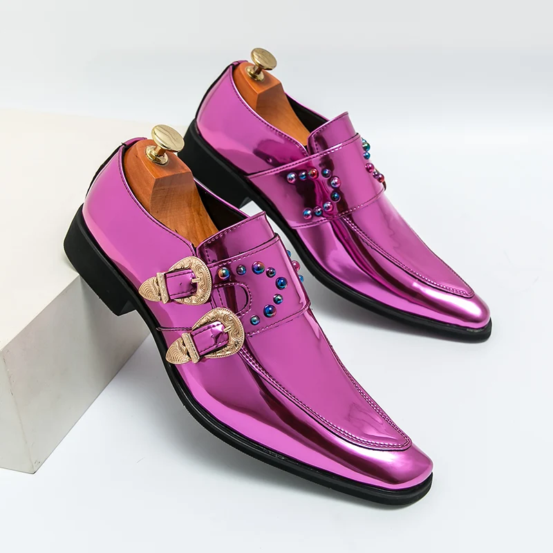 Scarpe brogue da uomo di lusso in vernice viola con strass