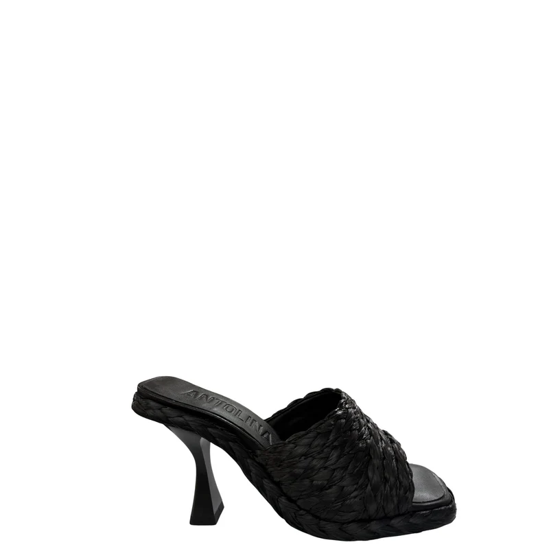 Scalzati donna "Antolina Paris" AN13022.001 Collezione Primavera/Estate 2026 - Nero