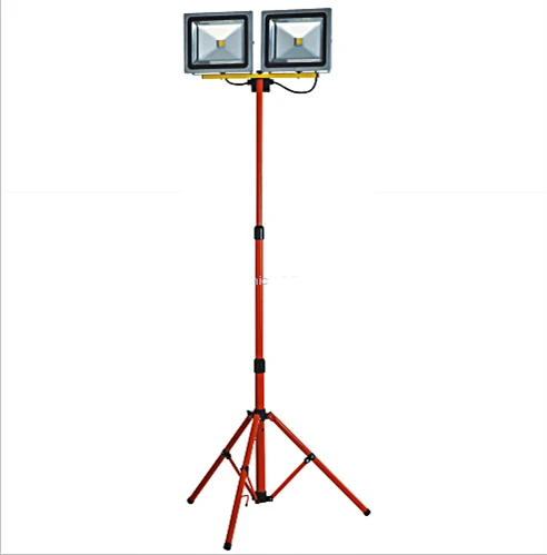 CITY LIGHT Proiettore treppiede con proiettore