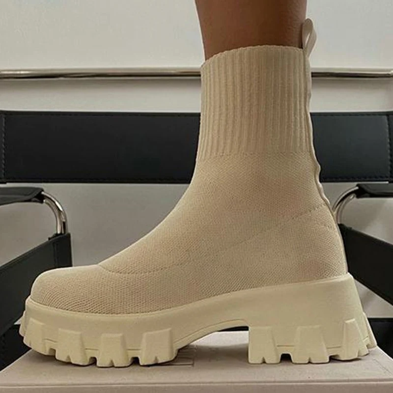 Stivaletti alla caviglia corti da donna in maglia con plateau
