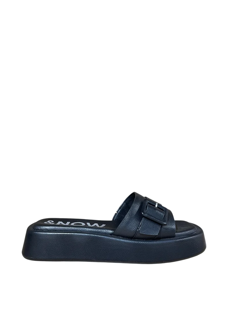 Ciabatte donna "Menbur" 25546 Collezione Primavera/Estate 2026 - Nero