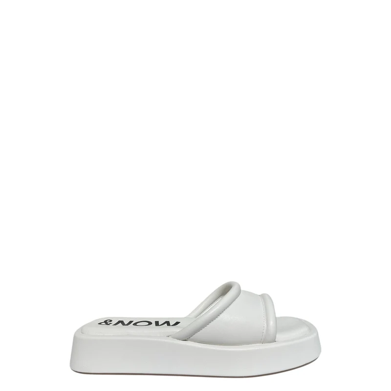 Ciabatte donna "Menbur" 25577 Collezione Primavera/Estate 2026 - Bianco