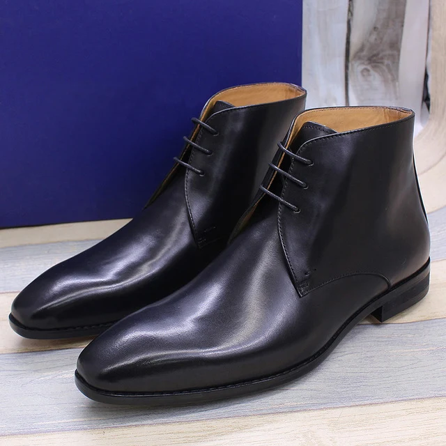 Stivaletti Chukka alla caviglia in vera pelle di vitello nera
