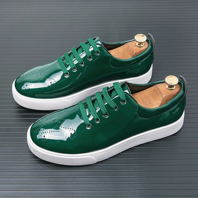 Scarpe da uomo sneakers casual in vernice verde
