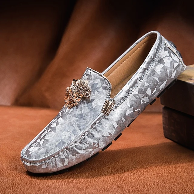 Mocassini pisello casual in pelle argento per uomo