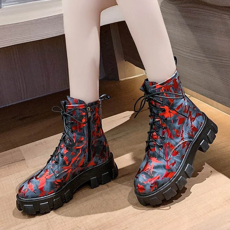 Scarpe con plateau alte Stivali Martin Stivali in gomma mimetica 5 cm