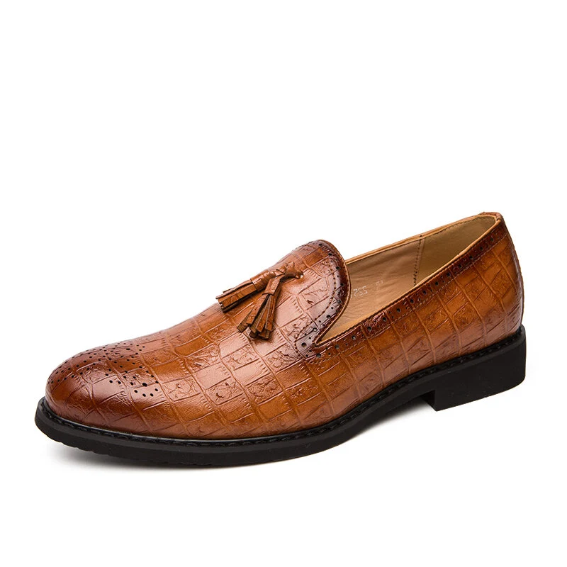 Scarpe eleganti da uomo Brogue con nappine in pelle, modello slip-on, Australia